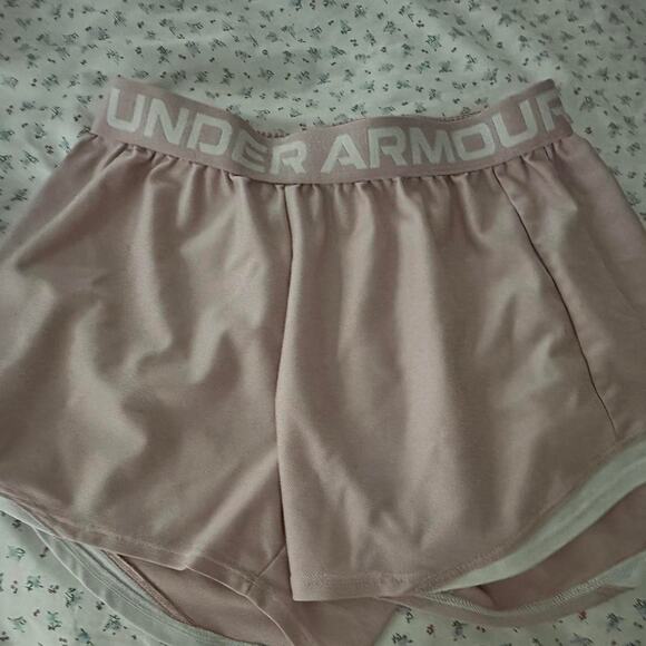 Under Armour Light Baby Pink Short Size Small - Picture 1 of 1